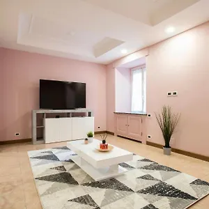  Appartamento Appia Luxe - A Poche Fermate Del Centro