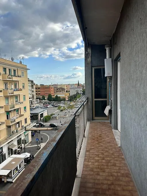 Metro C - Centocelle Ampio Appartamento Con Tre Camere Da Letto Rome